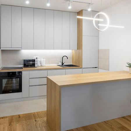 Apartment Simpatico Novi Sad Buitenkant foto