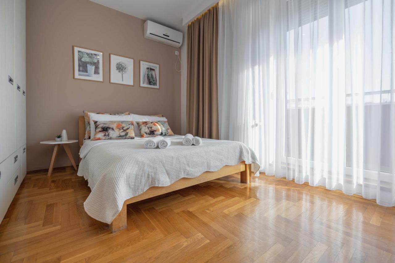 Apartment Simpatico Novi Sad Buitenkant foto
